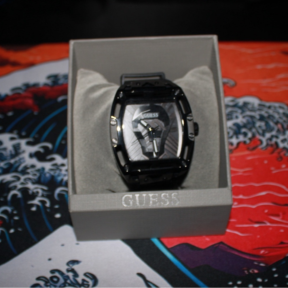 Guess Black Watch